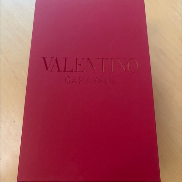 Valentino Garavani slingback pumps - Picture 2 of 6